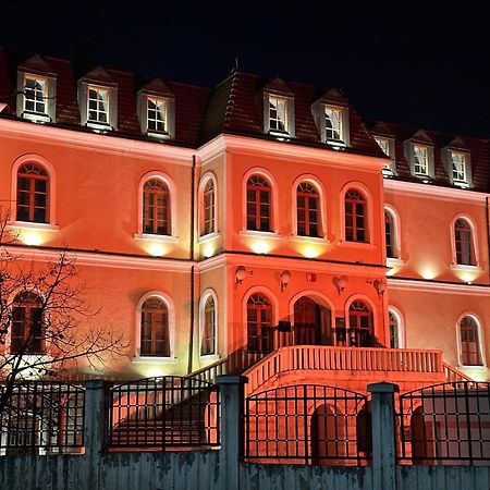 Hostel Prishtina Backpackers Prishtinë Ngoại thất bức ảnh