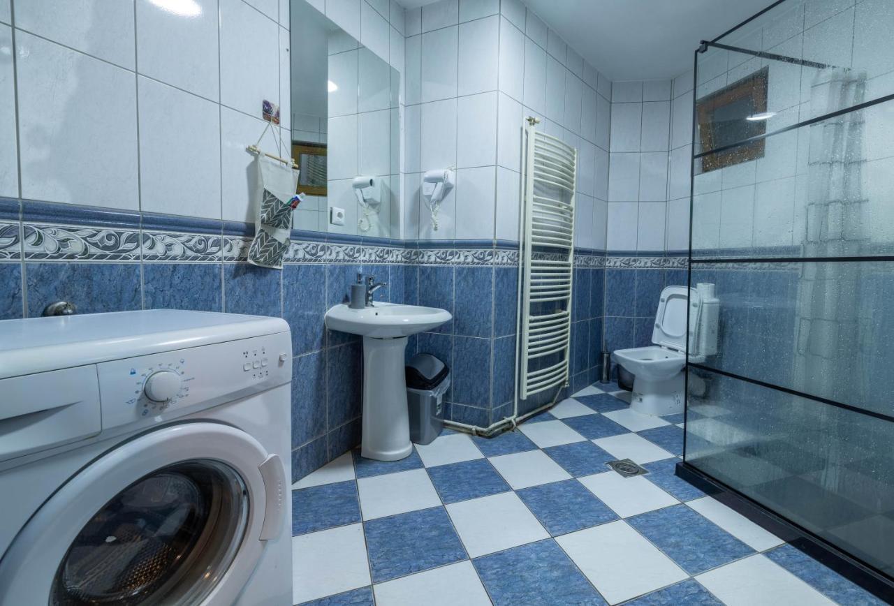 Hostel Prishtina Backpackers Prishtinë Ngoại thất bức ảnh