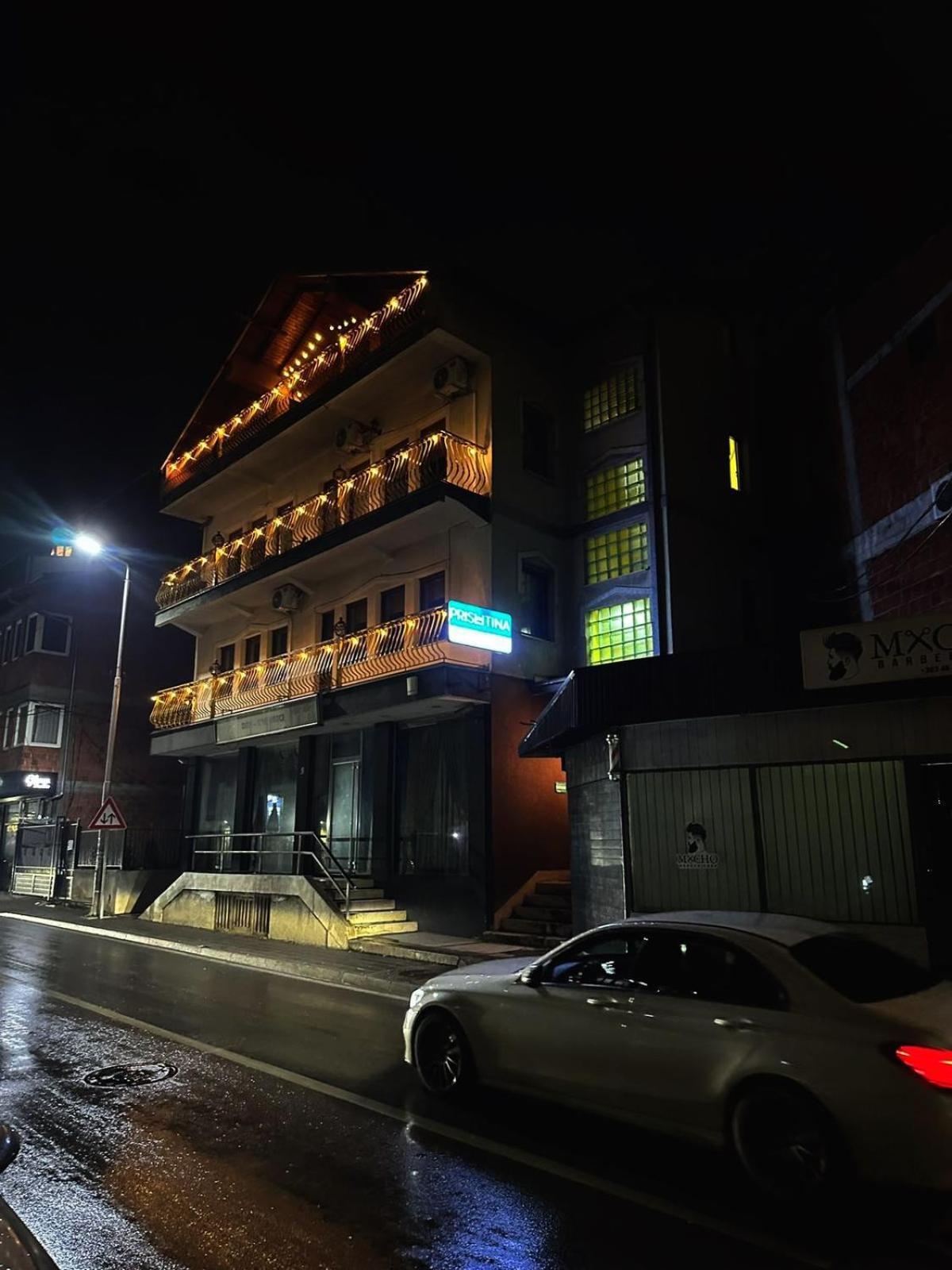 Hostel Prishtina Backpackers Prishtinë Ngoại thất bức ảnh